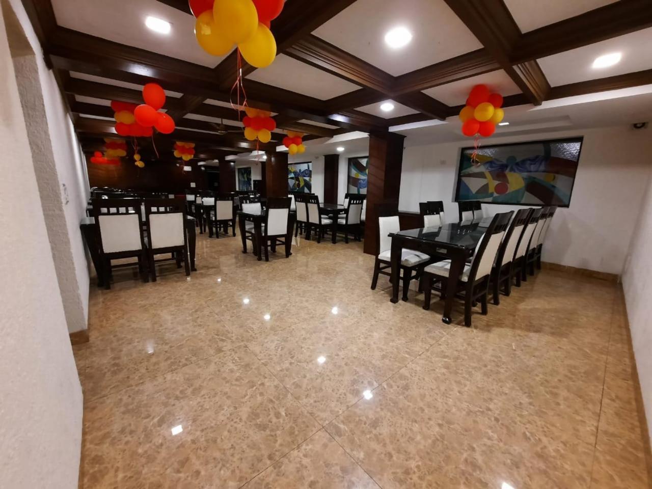 Basera Hotel Массури Экстерьер фото