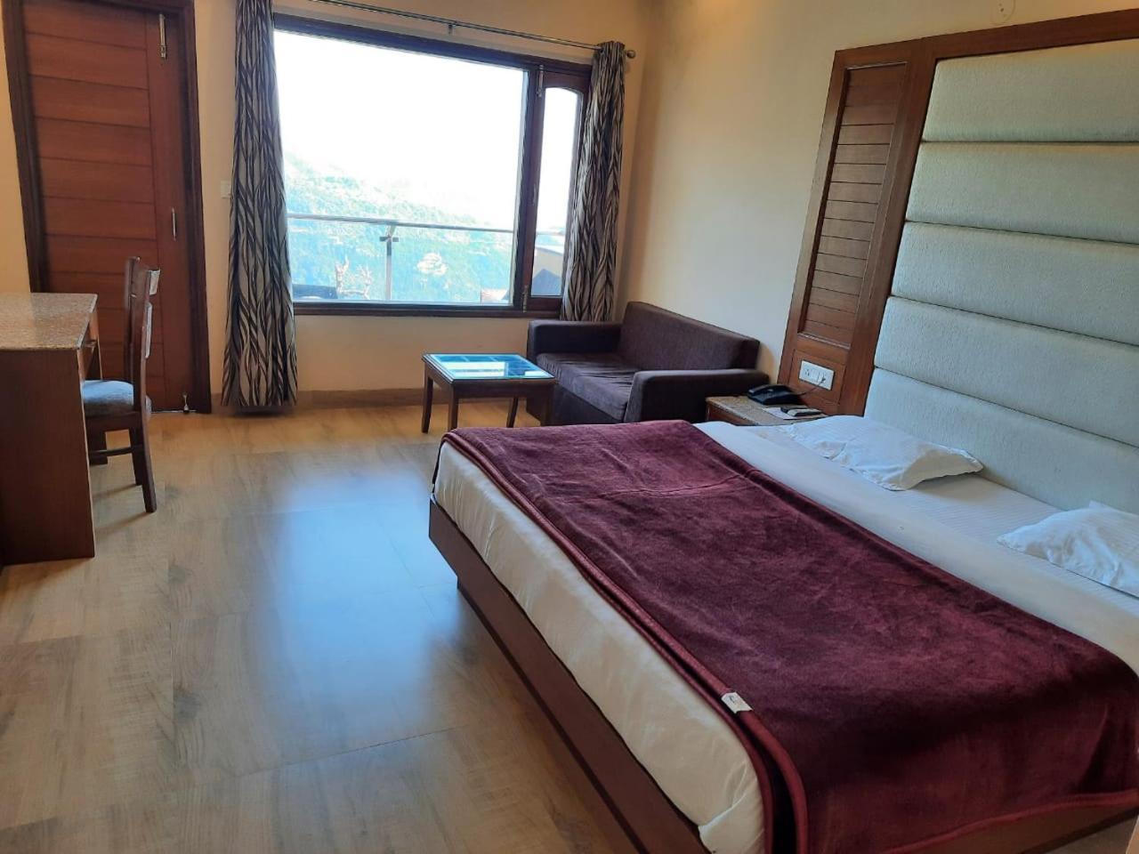 Basera Hotel Массури Экстерьер фото