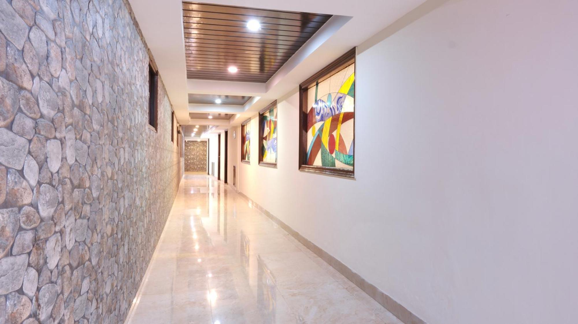 Basera Hotel Массури Экстерьер фото