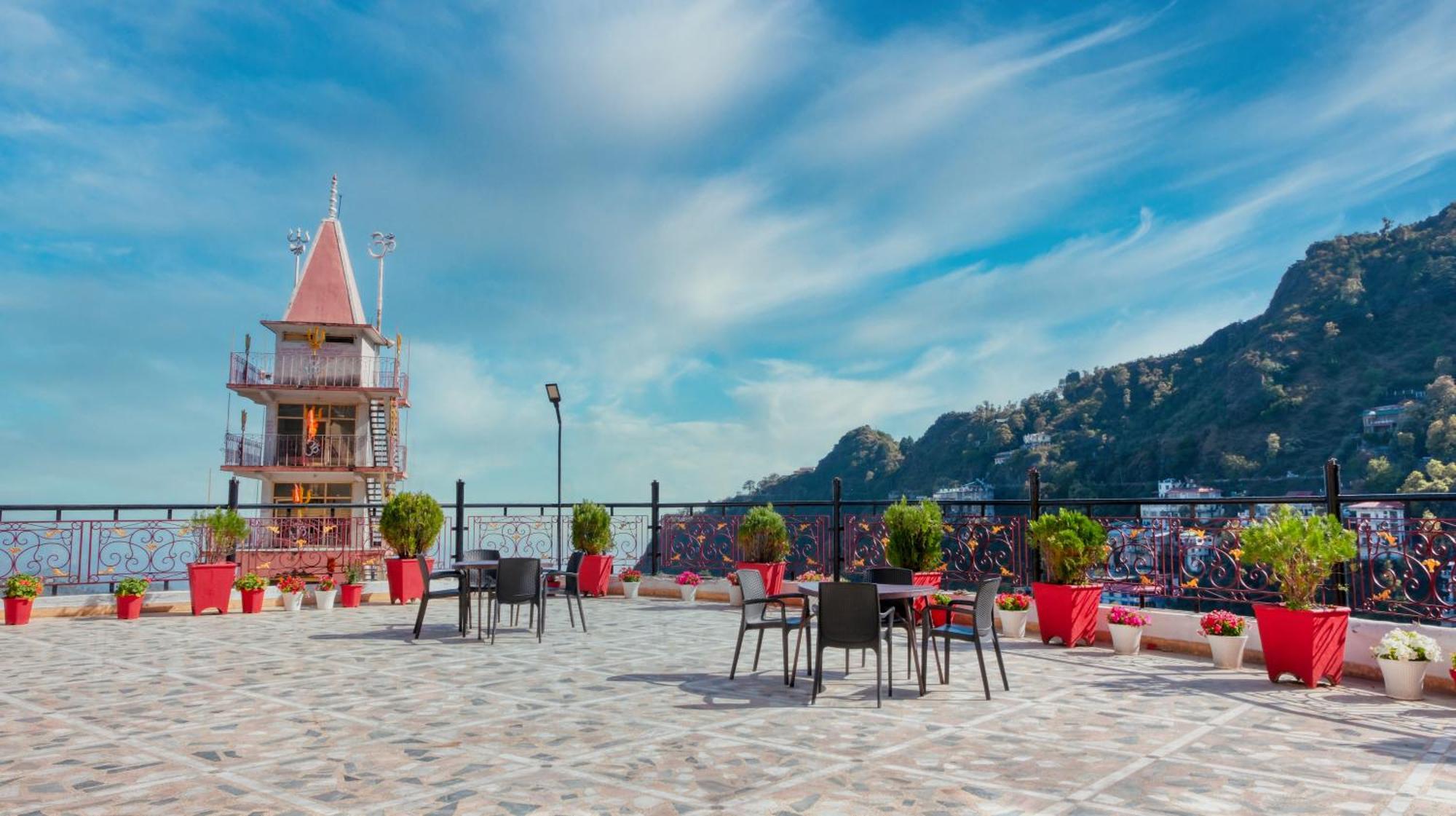 Basera Hotel Массури Экстерьер фото